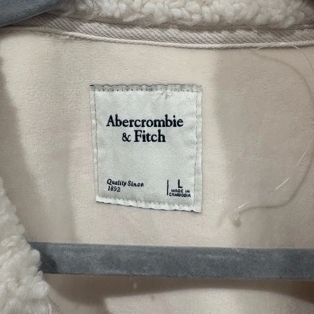 Abercrombie & Fitch Cream Teddy Jacket - Picture 3 of 3